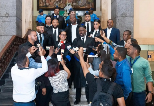 Imputados en caso SeNaSa admiten pagos de sobornos al exdirector Hazim y a funcionarios Imputados en caso SeNaSa admiten pagos de sobornos al exdirector Hazim y a funcionarios