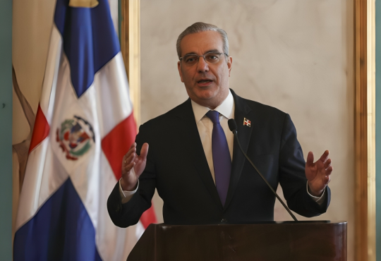 Presidente Abinader ordena reformas en SeNaSa para fortalecer supervisión y transparencia financiera