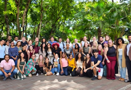 Escuelas de Medicina de Michigan State University y UCE realizan Study Abroad en Batey Paloma