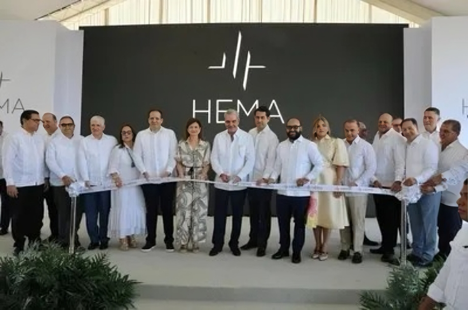 Presidente Abinader inaugura Hospital HEMA en Santiago Presidente Abinader inaugura Hospital HEMA en Santiago