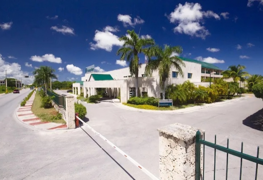 Hospiten conmemora 25 años en el país consolidado como pilar de la salud y el turismo médico