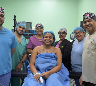 FUNVA realiza las primeras cirugías de gigantomastia cubiertas por el seguro de salud público en RD