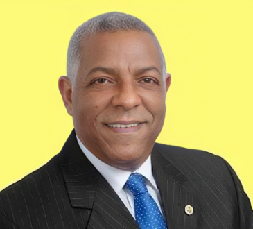 Dr. Rafael Montero denuncia: La corrupción en SeNaSa es "un crimen contra la dignidad y la vida"