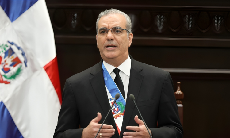 Juan Arismendy Díaz Santana coordinará la comisión técnica del CoSeNaSa designada por el presidente Abinader Juan Arismendy Díaz Santana coordinará la comisión técnica del CoSeNaSa designada por el presidente Abinader