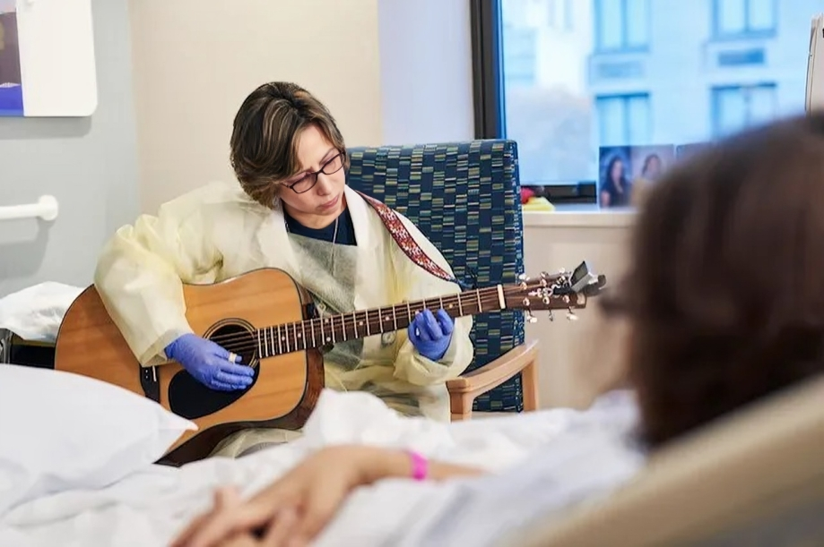 Estudio del MSK revela: Terapia triple con rituximab, lenalidomida y epcoritamab podría ser nuevo estándar para linfoma