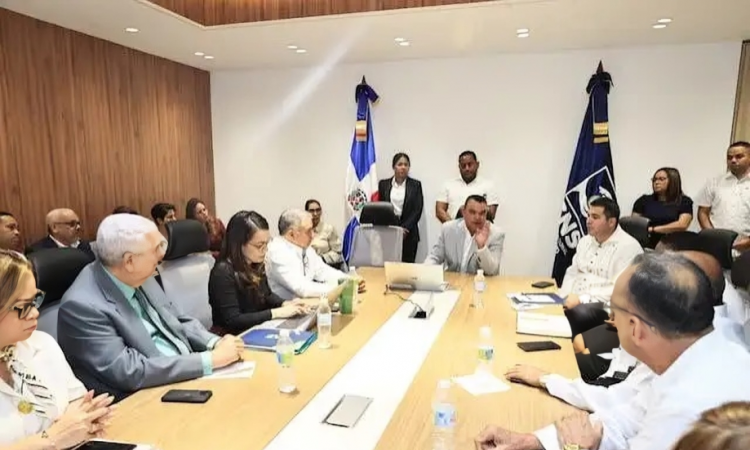 Dr. Julio Landrón traza prioridades del SNS para 2026: Atención Primaria, Red de Trauma y Salud Mental