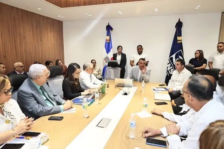 Dr. Julio Landrón traza prioridades del SNS para 2026: Atención Primaria, Red de Trauma y Salud Mental