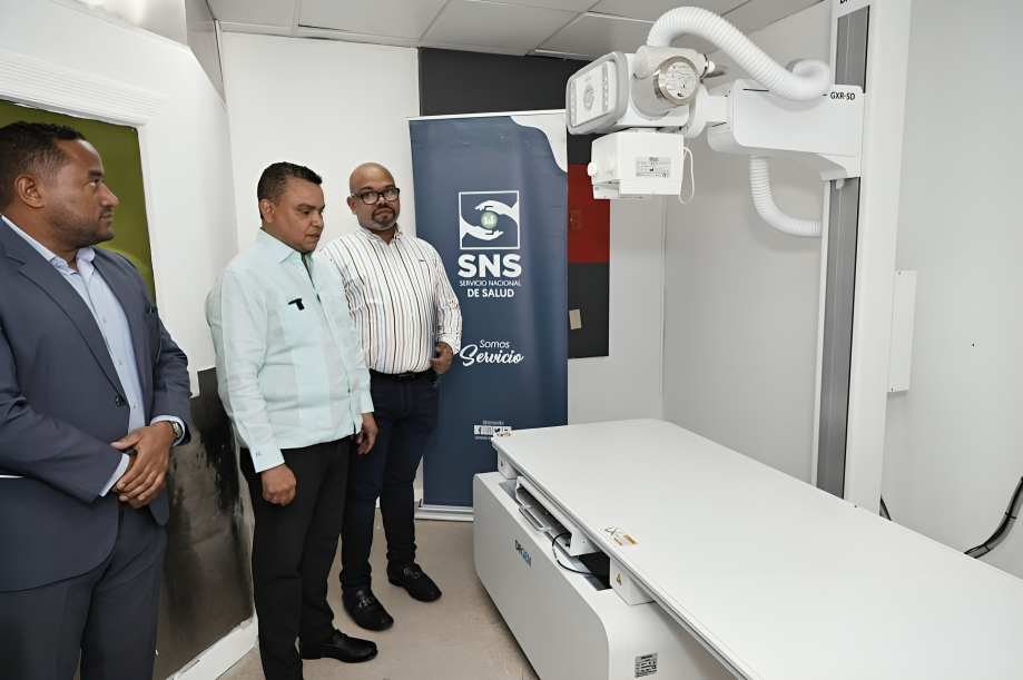 SNS entrega modernos equipos médicos al Hospital Traumatológico Dr. Darío Contreras SNS entrega modernos equipos médicos al Hospital Traumatológico Dr. Darío Contreras