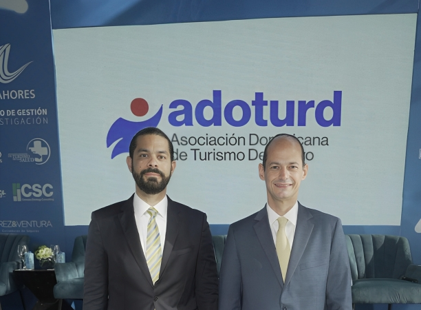 ADOTURD y Médico Express firman acuerdo para integrar turismo deportivo y salud de alto nivel