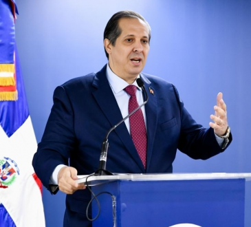 Ministro Atallah llama a reconocer la depresión como condición real y anuncia expansión de redes de salud mental