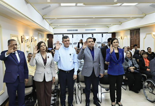 Director del SNS, Julio Landrón, juramentado como miembro del Directorio del Consejo Nacional de la Discapacidad