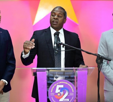 Secretario de Salud del PLD acusa al gobierno: "Medicamentos de alto costo no están llegando y pacientes mueren esperándolos