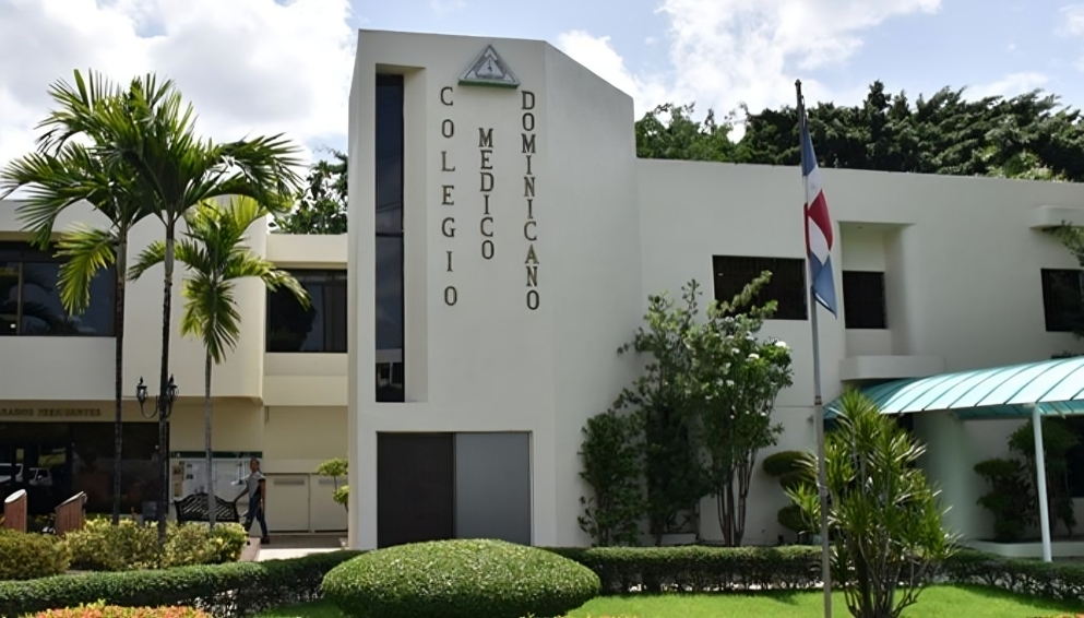 Doctor Ruddy de la Cruz encabeza la Nueva Junta Directiva del CMD en Monte Plata Doctor Ruddy de la Cruz encabeza la Nueva Junta Directiva del CMD en Monte Plata