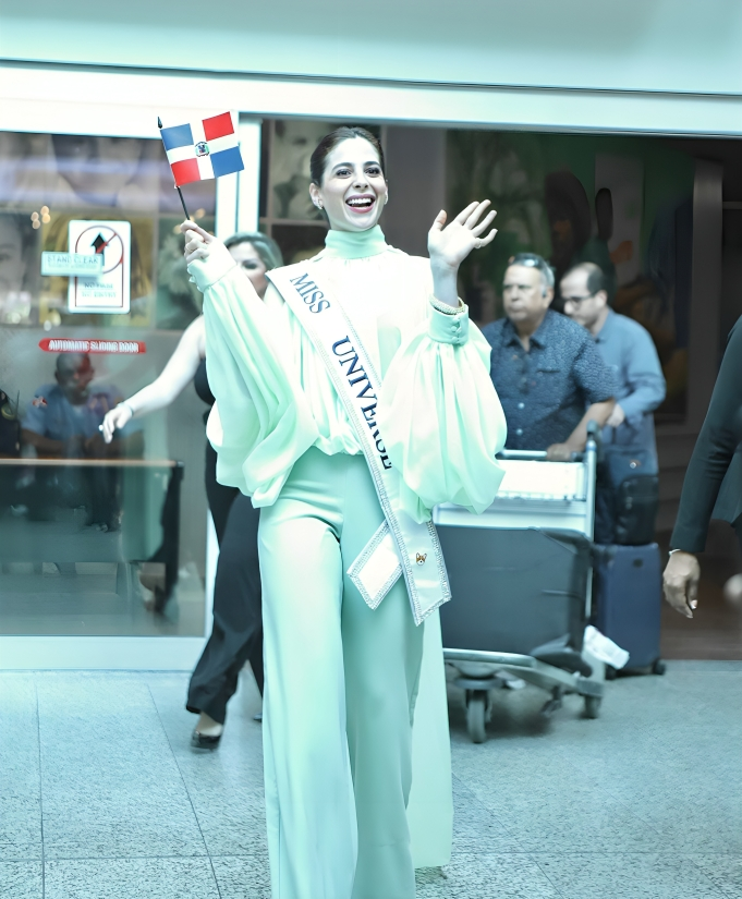 Miss Universo Fátima Bosch llega a RD con agenda centrada en concienciación sobre autismo Miss Universo Fátima Bosch llega a RD con agenda centrada en concienciación sobre autismo