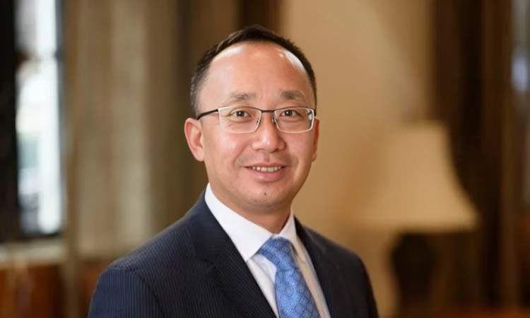 Estudio del Sloan Kettering sugiere que la acupuntura podría aliviar la 'Niebla Mental' en supervivientes de cáncer de mama