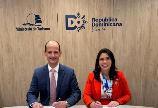 Médico Express y Hoteles de Santo Domingo firman alianza para crear un destino de Turismo de Salud