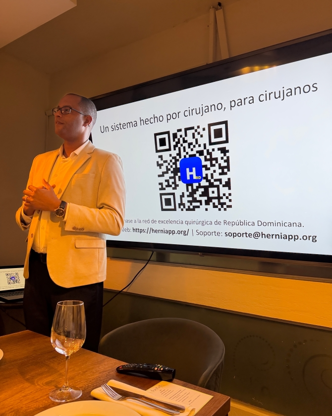Cirujanos dominicanos apuestan a la evidencia científica y la IA para elevar estándar de la cirugía de hernias