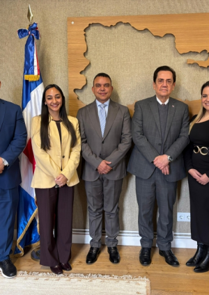 Director del SNS impulsa alianzas estratégicas y proyecta avances del sistema de salud durante visita oficial a España