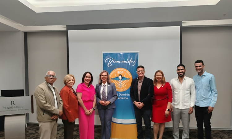 Sociedad Dominicana de Pediatría capacita a sus miembros sobre los beneficios y el uso responsable de simbióticos en niños