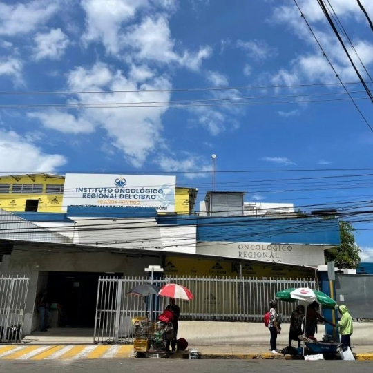 Instituto Oncológico Regional del Cibao entre escándalo de aumento salarial y nombramientos