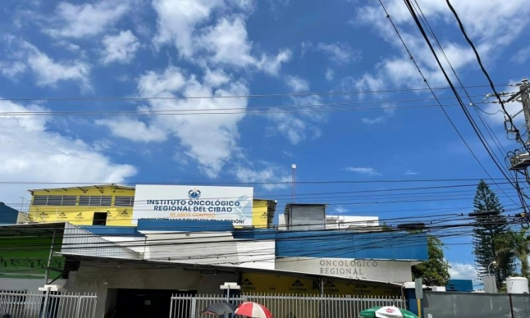Instituto Oncológico Regional del Cibao entre escándalo de aumento salarial y nombramientos
