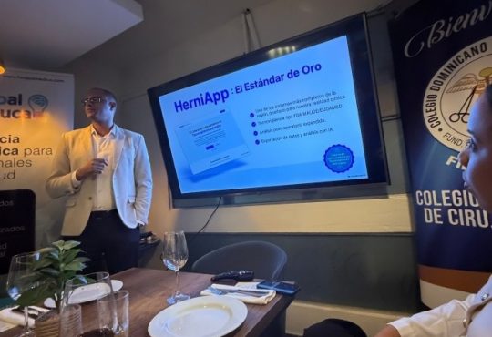 Cirujanos dominicanos apuestan a la evidencia científica y la IA para elevar estándar de la cirugía de hernias