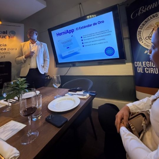 Cirujanos dominicanos apuestan a la evidencia científica y la IA para elevar estándar de la cirugía de hernias