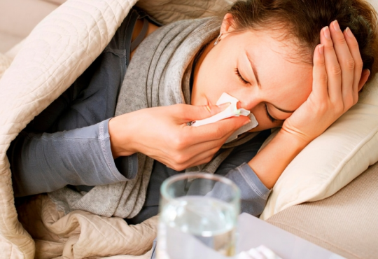 Sociedad de Neumología denuncia que ARS no cubren paneles respiratorios PCR