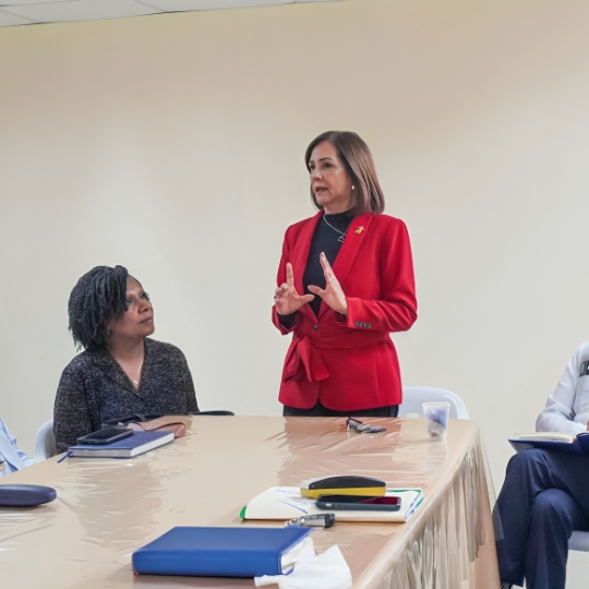 ADIMARS y CASC advierten que modelo de cápita carece de sustento actuarial y amenaza a ARS pequeñas