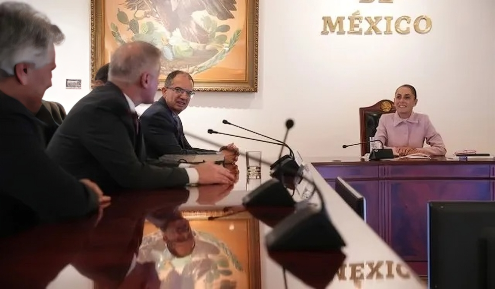 México firmará acuerdo con Moderna, Liomont y Birmex para producir vacunas ARN mensajero e impulsar investigación científica