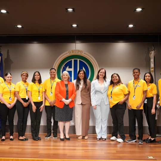 Rehabilitación impulsa inserción laboral en alianza con INFOTEP y Grupo SID