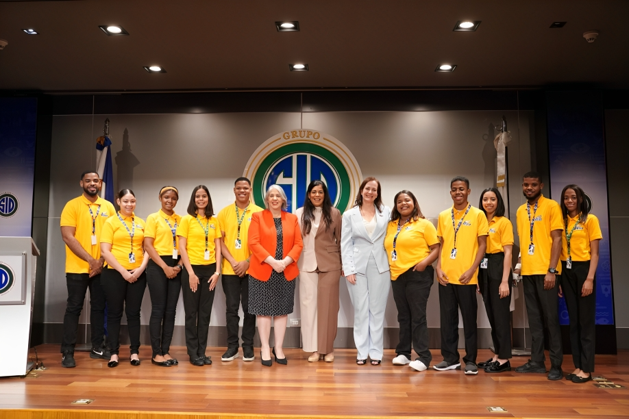 Rehabilitación impulsa inserción laboral en alianza con INFOTEP y Grupo SID