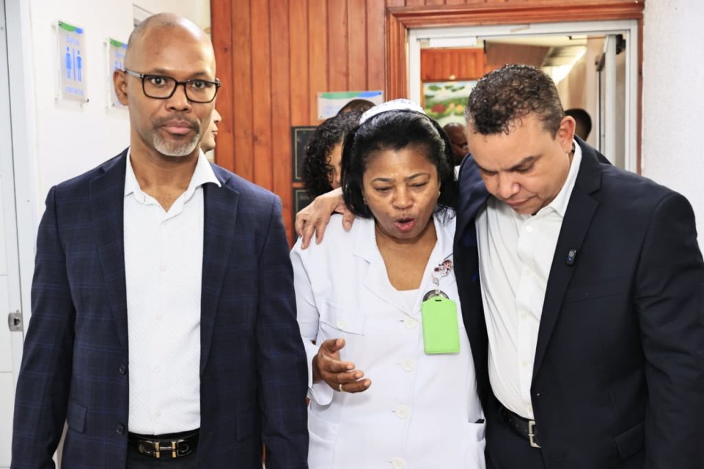 Programas de Diálisis Peritoneal y Nutrición Clínica han beneficiado a decenas de miles de pacientes en la red pública