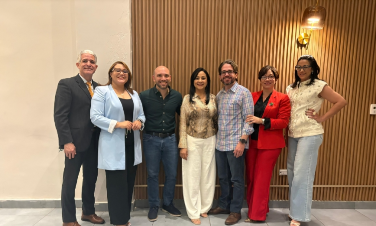 Megalabs celebra Día Nacional del Psiquiatra con cena conferencia y destaca avances en antidepresivos en RD Megalabs celebra Día Nacional del Psiquiatra con cena conferencia y destaca avances en antidepresivos en RD