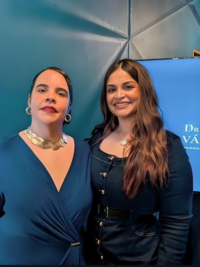 Dra. Michelle Vásquez Peña presenta su marca personal y consolida una propuesta de Medicina Integral Dra. Michelle Vásquez Peña presenta su marca personal y consolida una propuesta de Medicina Integral