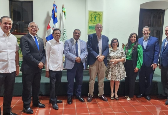 Academia de Ciencias sensibiliza sobre afecciones visuales con documental "Ensayo sobre la mirada"