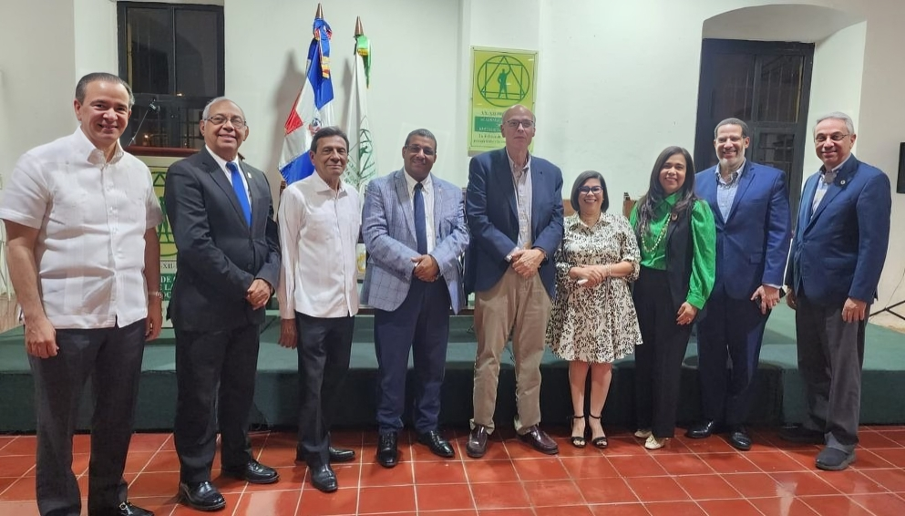 Academia de Ciencias sensibiliza sobre afecciones visuales con documental "Ensayo sobre la mirada"