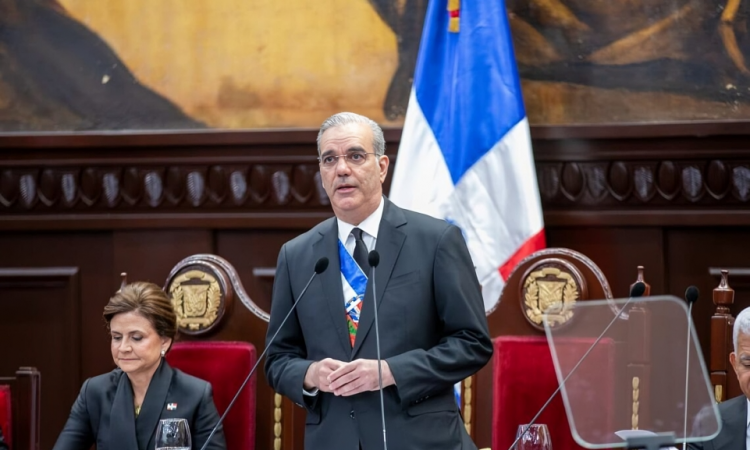 Salud mental y cobertura universal: los ejes del informe de gestión del presidente Abinader