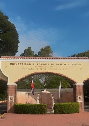 UASD y Consejo Nacional de Residencias Médicas realizan examen nacional único para aspirantes a especialidades