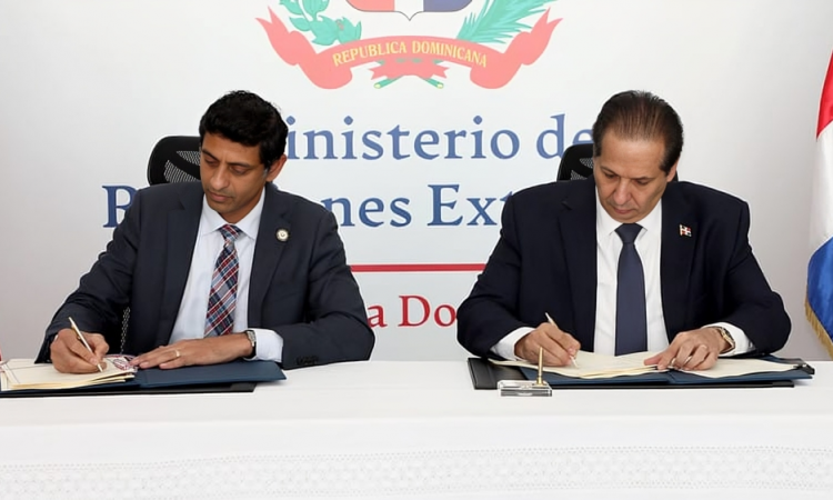 República Dominicana y Estados Unidos suscriben Memorando de Entendimiento orientado a fortalecer el sector salud República Dominicana y Estados Unidos suscriben Memorando de Entendimiento orientado a fortalecer el sector salud