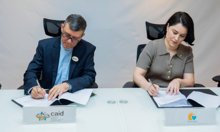CAID y NCRD firman acuerdo a favor de la niñez con discapacidad