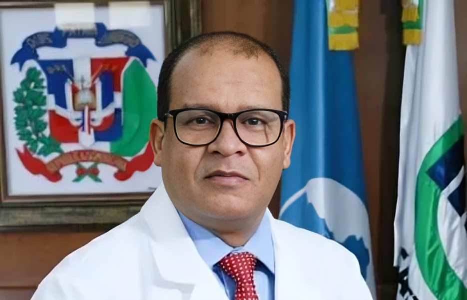 Doctor Willy Victoria Ramírez renuncia como director del Hospital Marcelino Vélez Santana