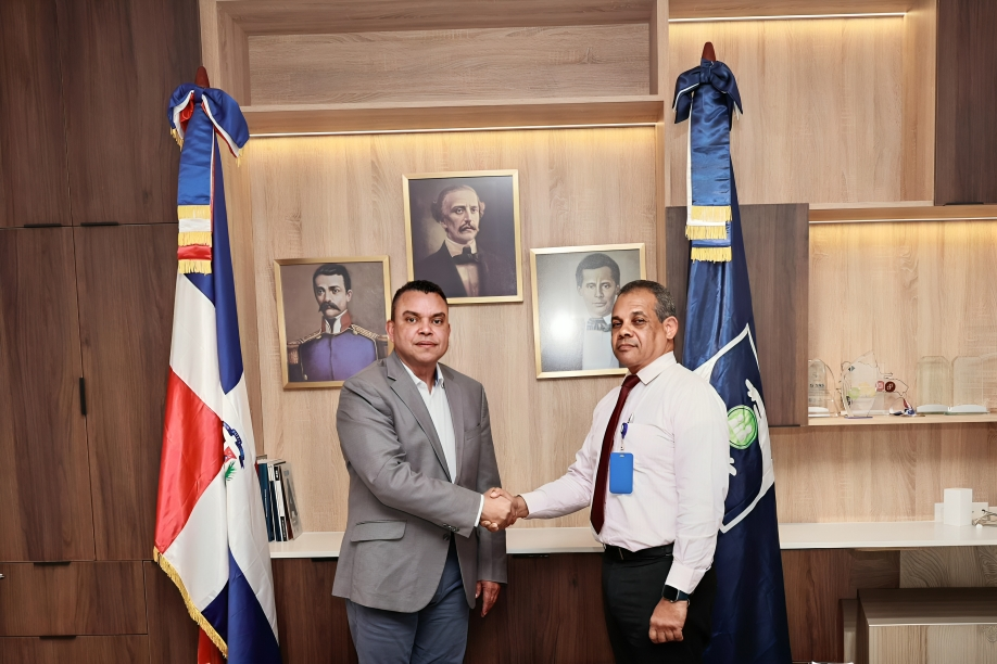 Designan nuevo director y subdirector en el Hospital Marcelino Vélez Santana