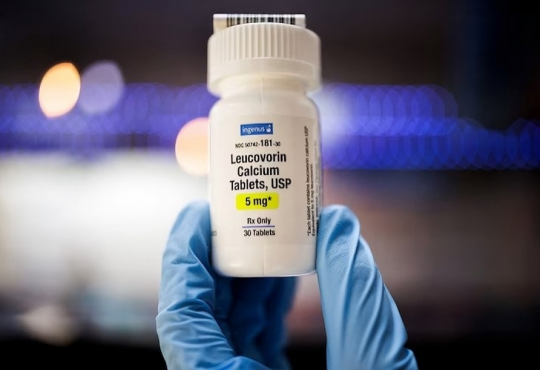 Leucovorina: FDA rectifica y advierte que su aprobación no respalda tratamiento para el autismo