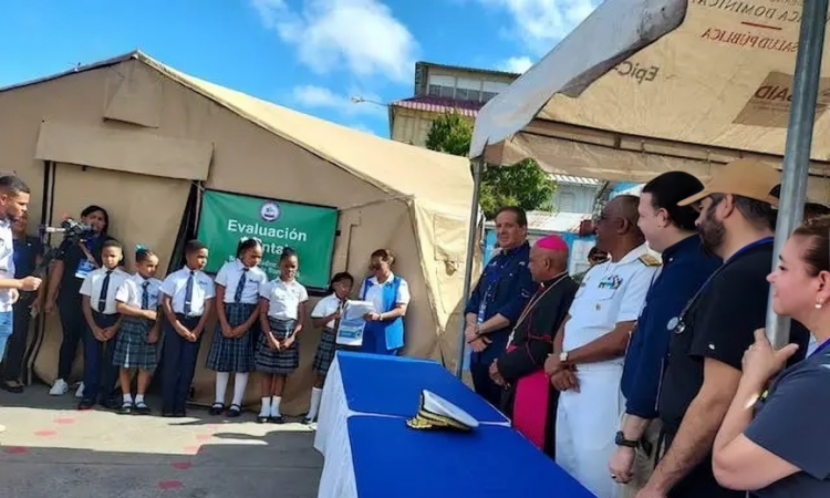 Ministro Víctor Atallah anuncia alianza estratégica para llevar salud y asistencia social a comunidades del río Ozama