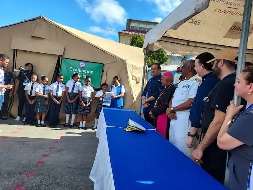 Ministro Víctor Atallah anuncia alianza estratégica para llevar salud y asistencia social a comunidades del río Ozama