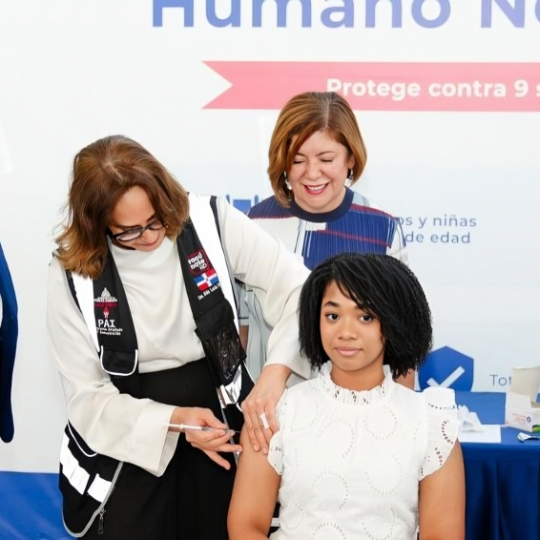 Ministro Atallah anuncia vacuna nonavalente contra VPH al Esquema Nacional de Vacunación