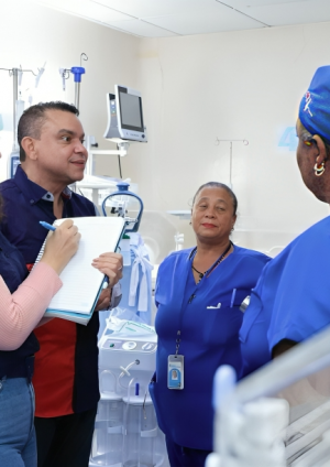 Servicio Nacional de Salud fortalece red hospitalaria en zona fronteriza con intervenciones en Bánica y otras provincias