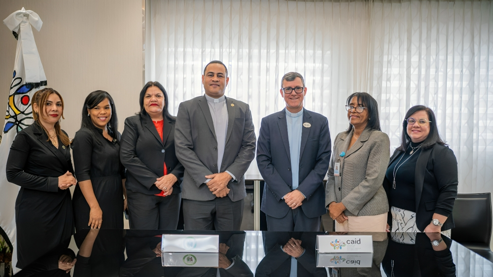 CAID y UCSD firman acuerdo para impulsar la formación académica especializada