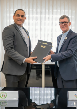 CAID y UCSD firman acuerdo para impulsar la formación académica especializada